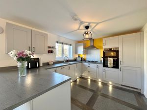 Photo 22- click for photo gallery